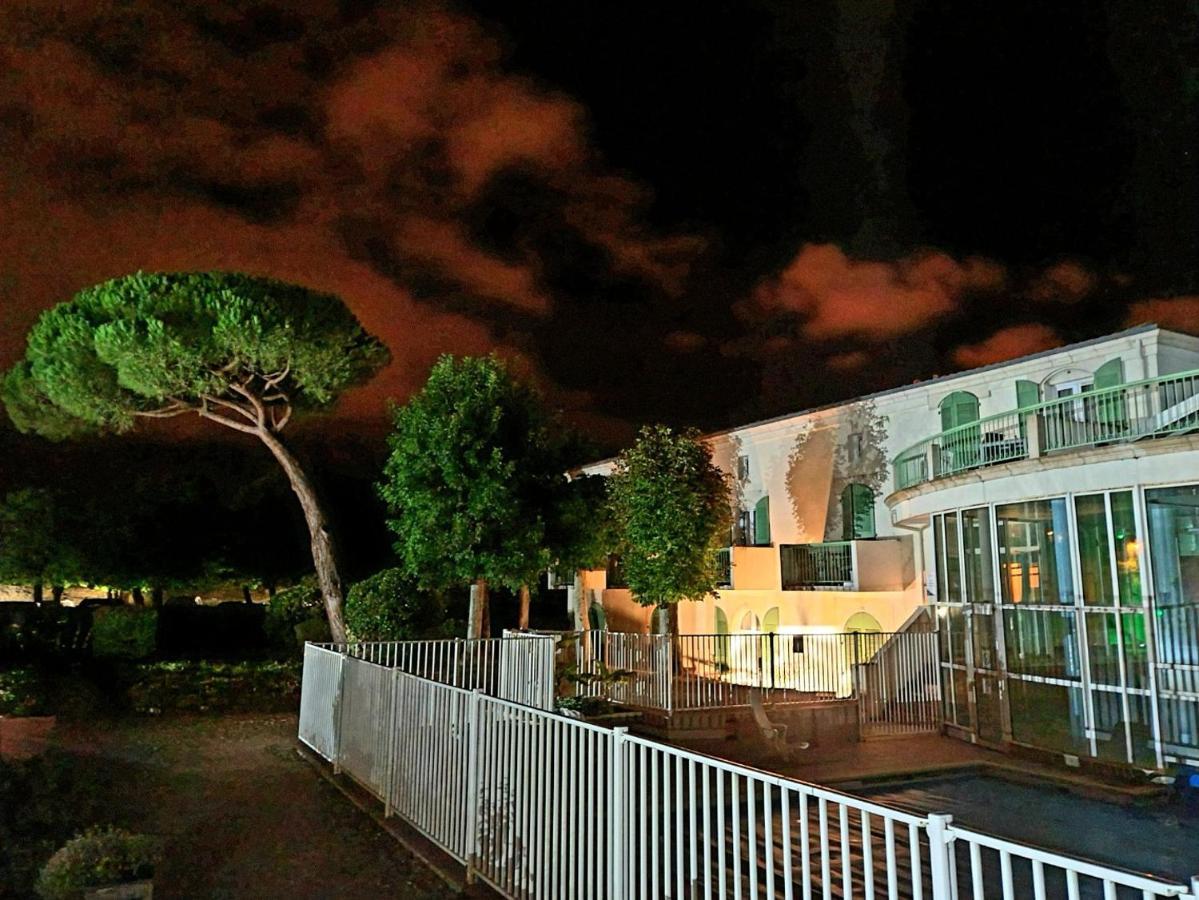 Appartement 91 Palais Des Gouverneurs Saint-Martin-de-Ré Esterno foto